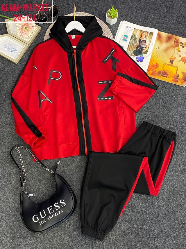 Спортивный костюм 22975948