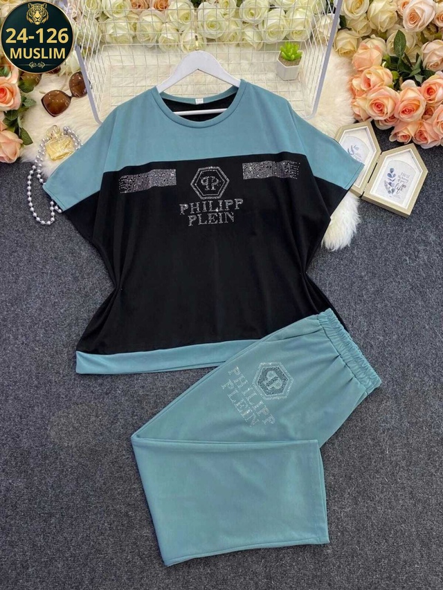 Спортивный костюм 22976417