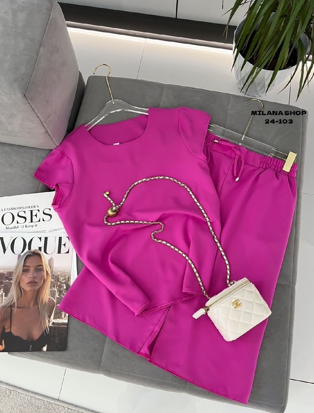 Костюм 22977379