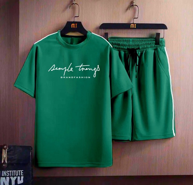 Спортивный костюм 22977248