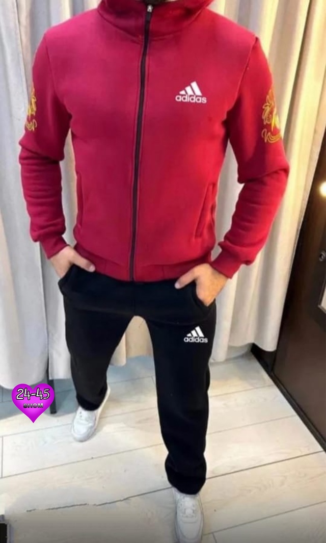 Спортивный костюм 22979212