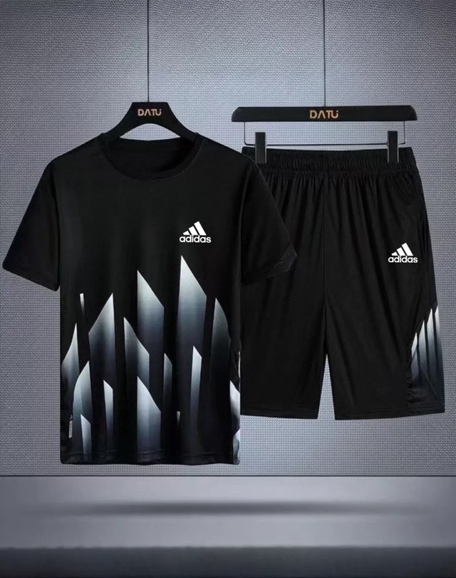 Спортивный костюм 22979458