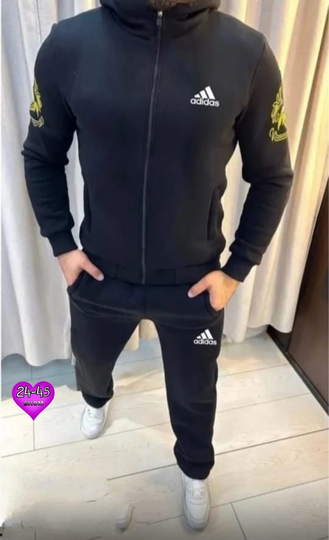 Спортивный костюм 22979212