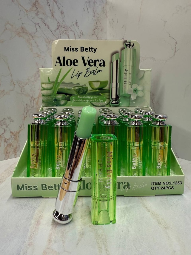 Помада 22982865