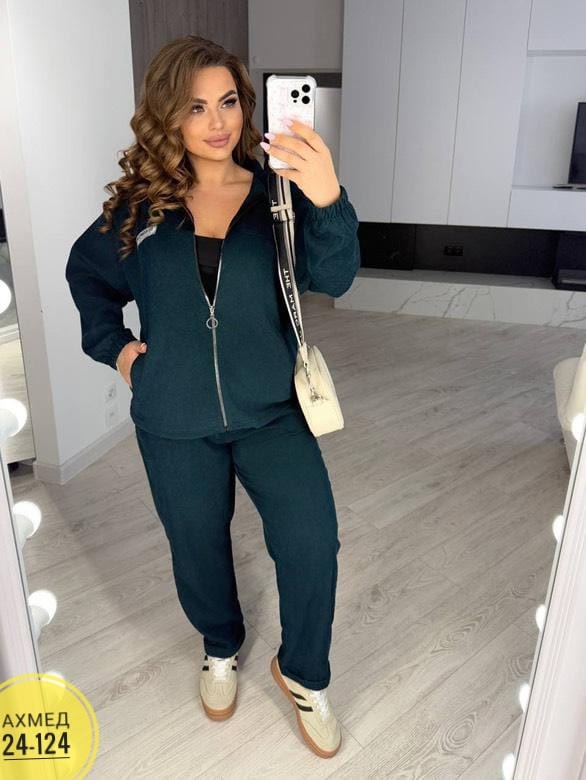 Спортивный костюм 22985731