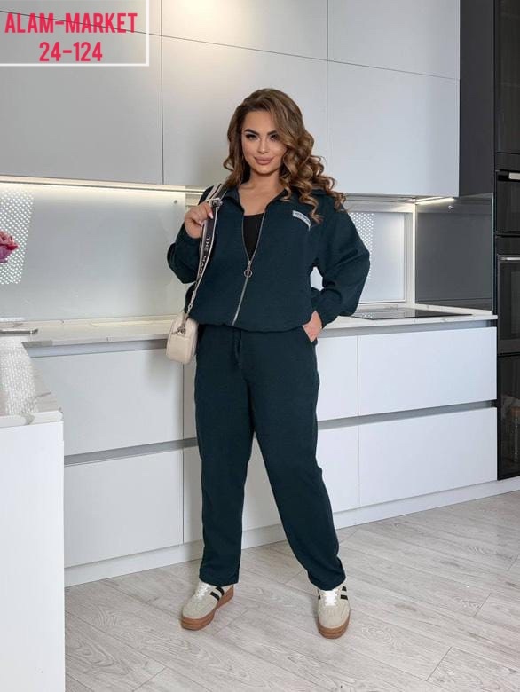 Спортивный костюм 22985743