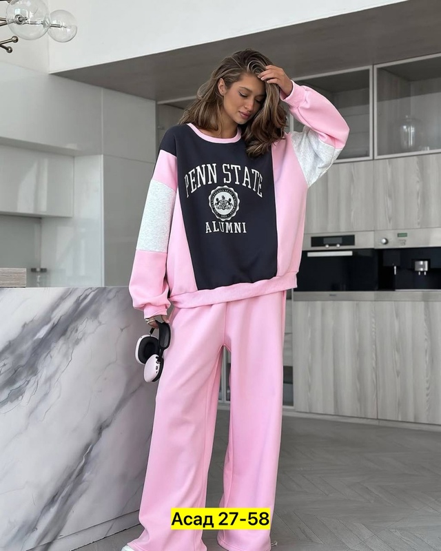 Спортивный костюм 22987460