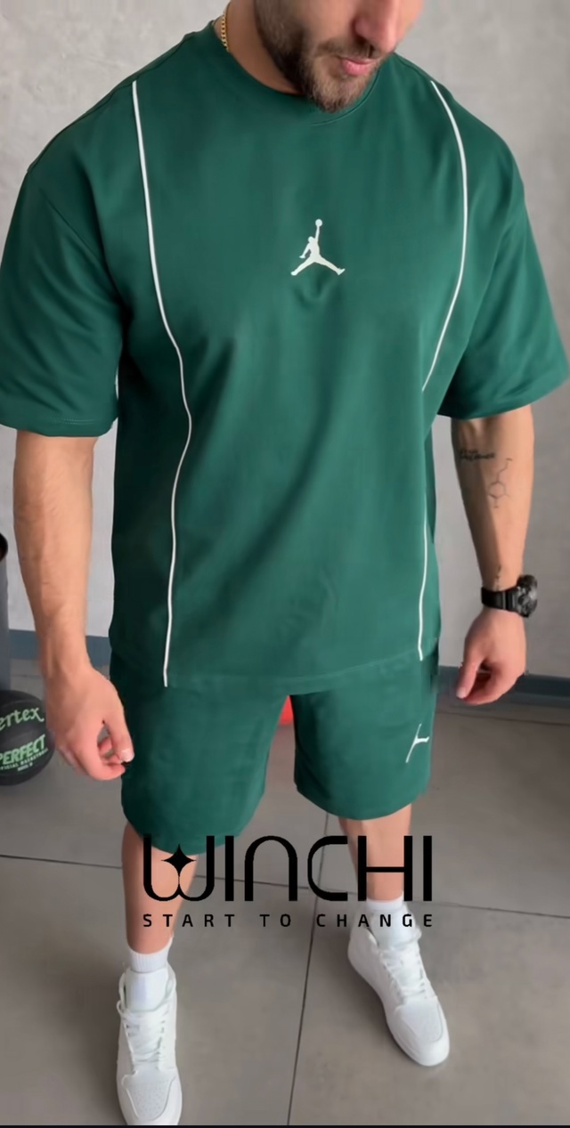 Спортивный костюм 22987785