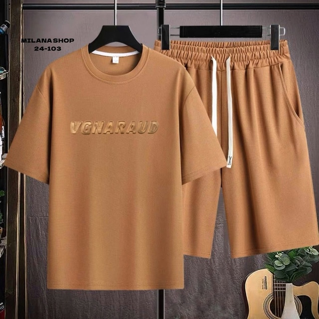 Спортивный костюм 22987561