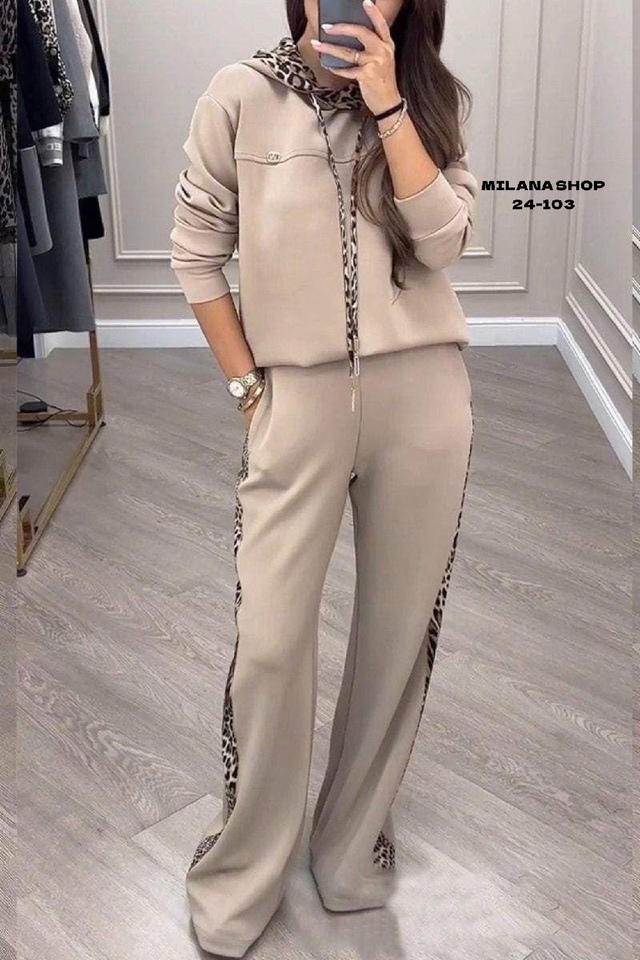 Спортивный костюм 22988407