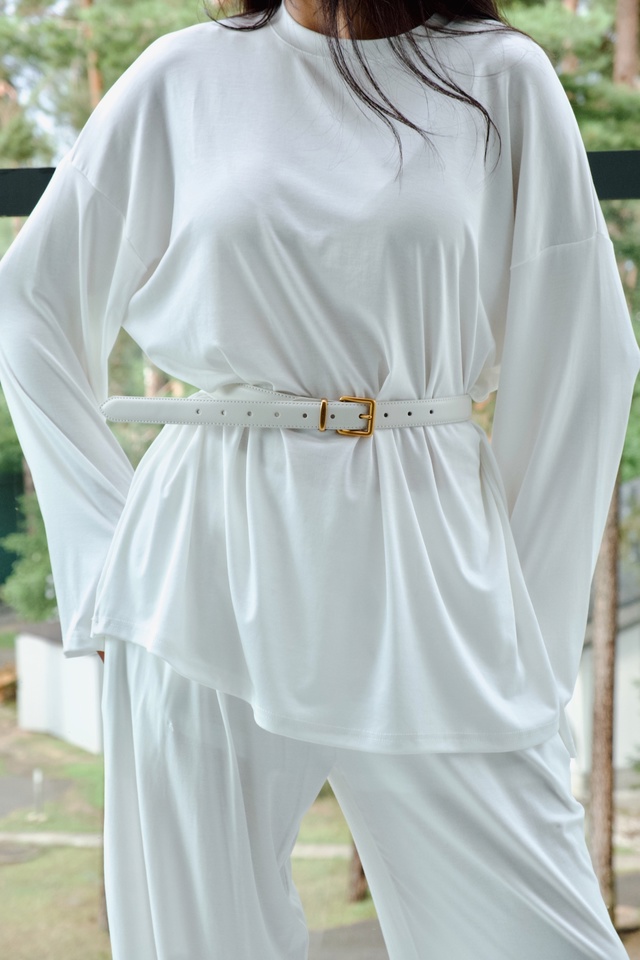 Спортивный костюм 22988371