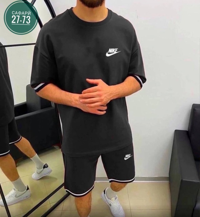 Спортивный костюм 22991774