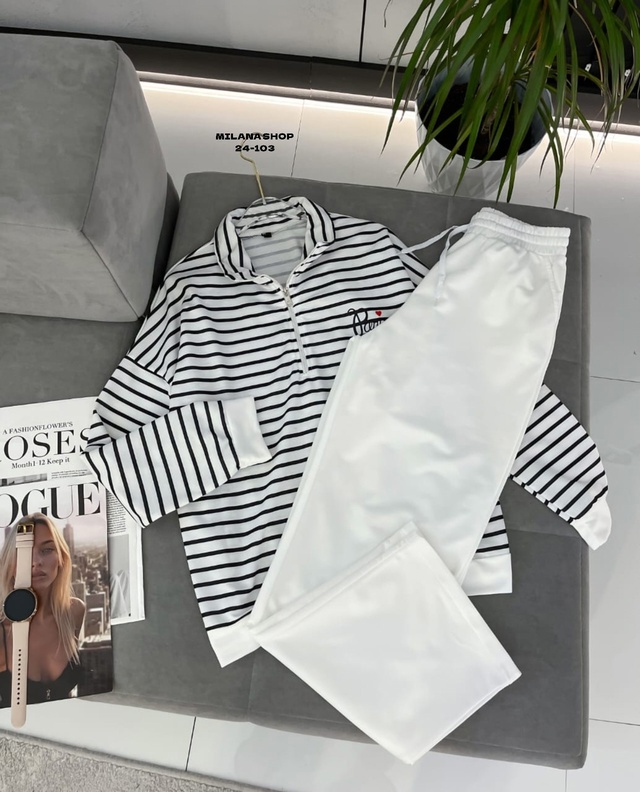 Костюм 22990382