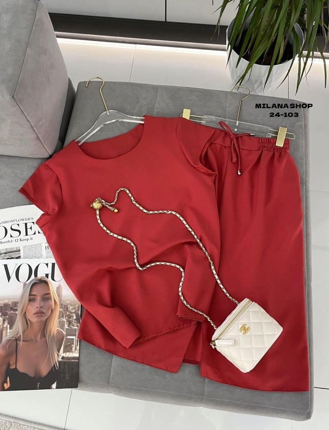 Костюм 22990912