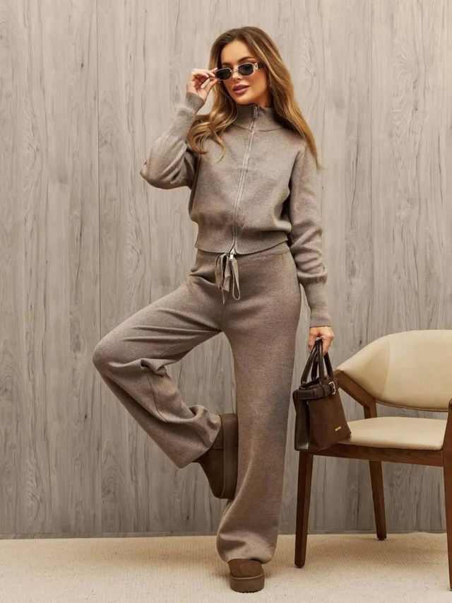 Костюм 22991443