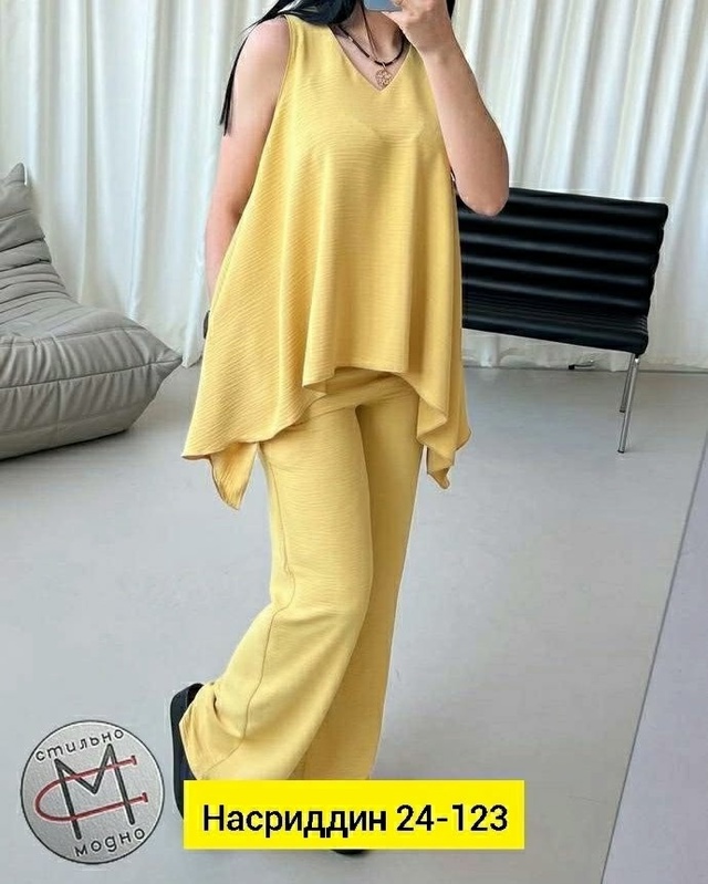 Костюм 22990427