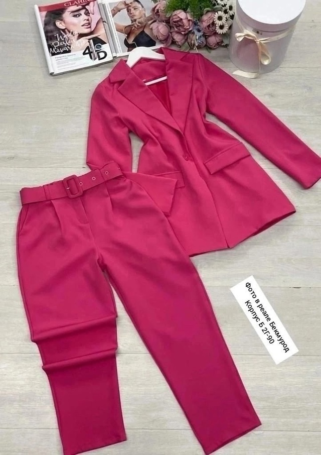 Костюм 22992806