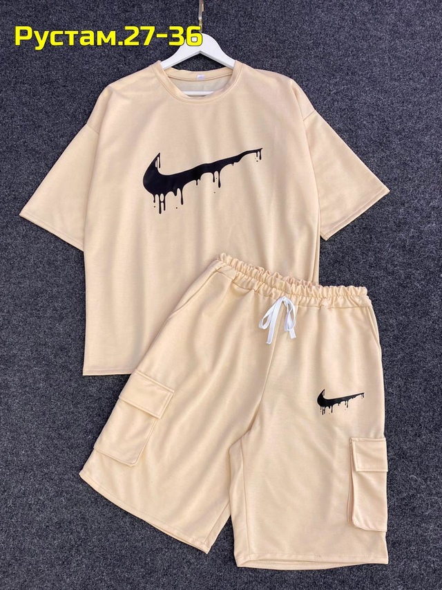 Спортивный костюм 22995854