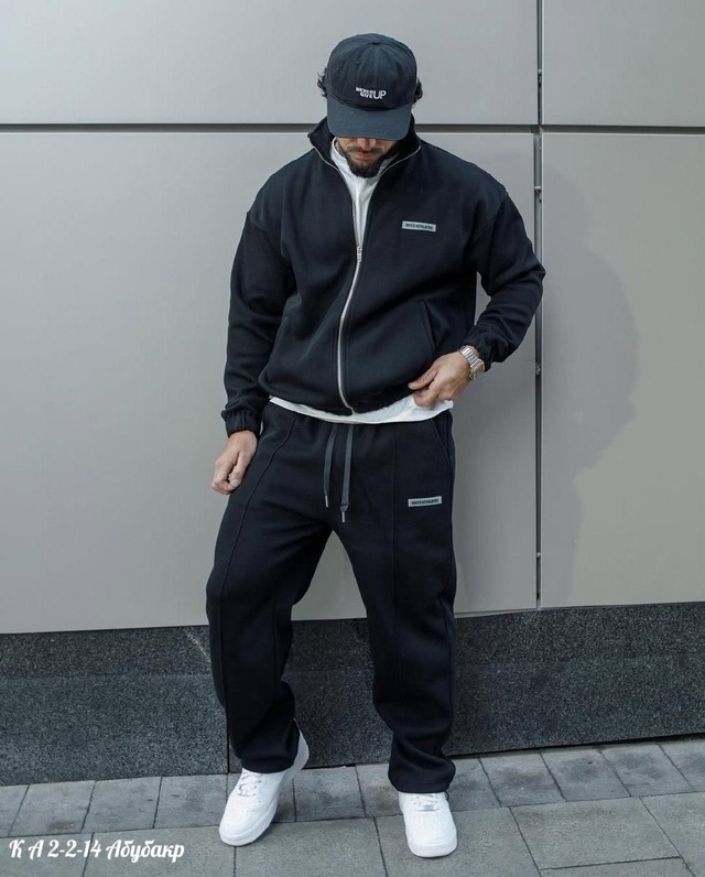 Спортивный костюм 23001622