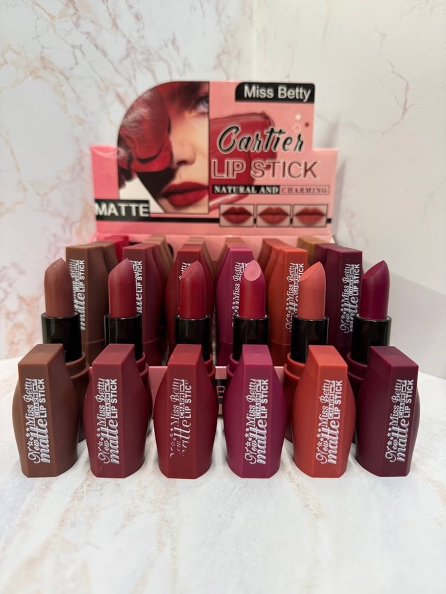 Помада 23008655