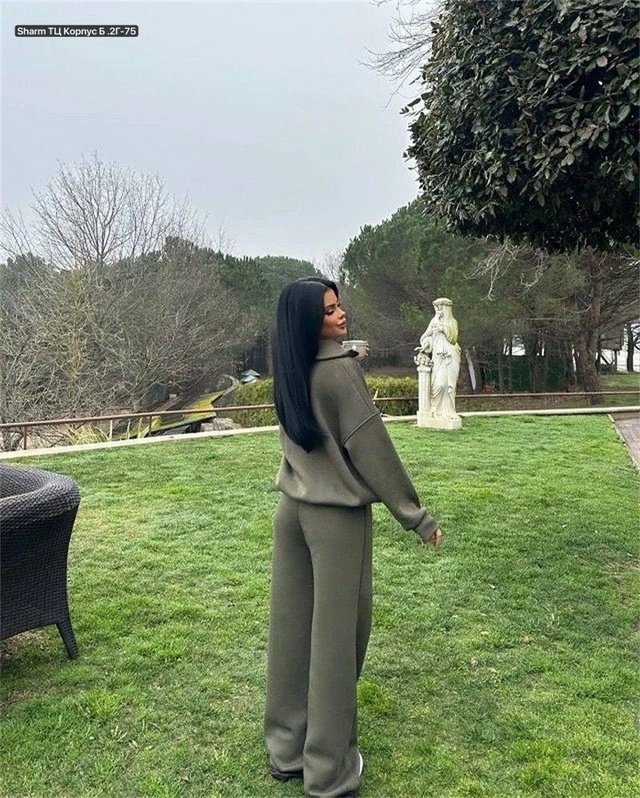 Спортивный костюм 23009720