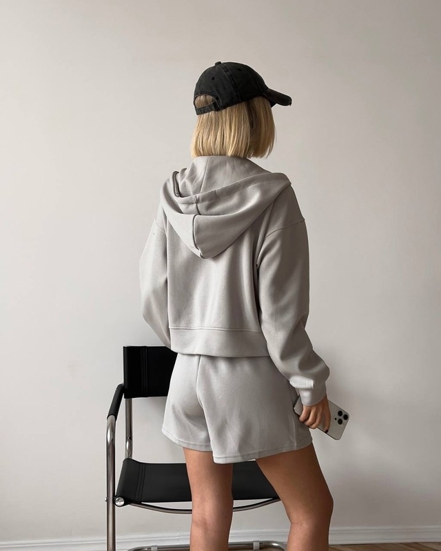 Костюм 23011052