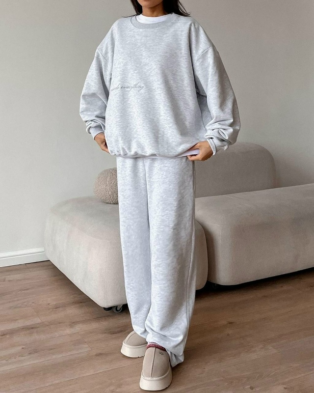 Спортивный костюм 23012969