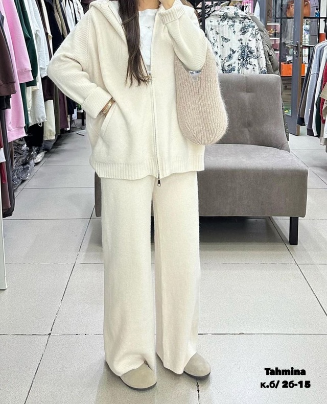 Костюм 23012456