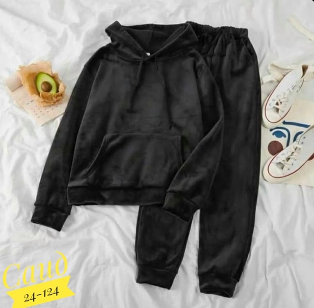 Спортивный костюм 23016588