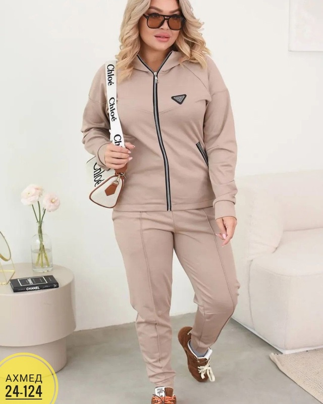 Спортивный костюм 23016602