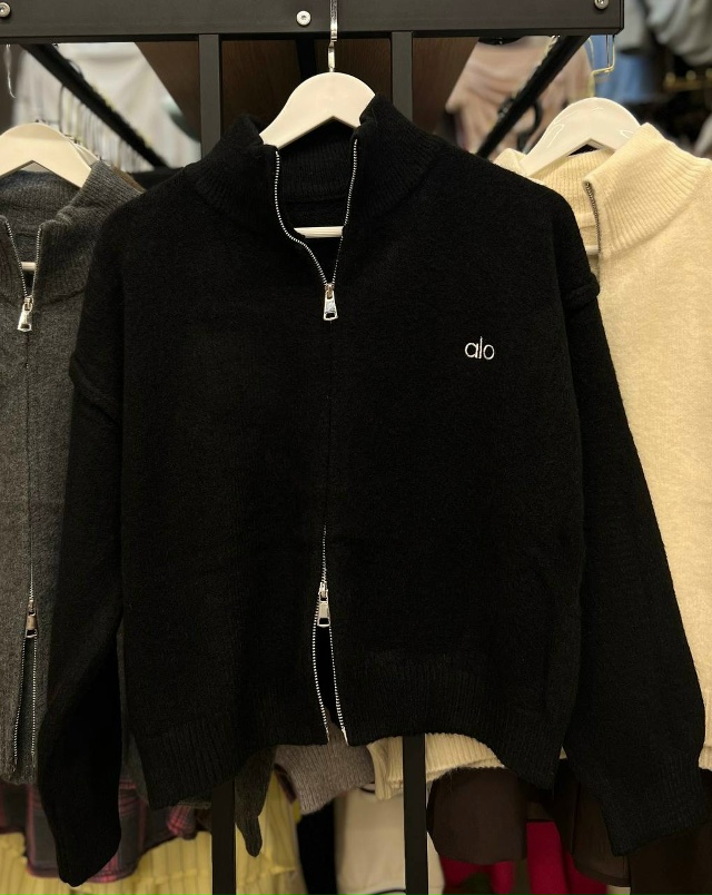 Свитер 23020863