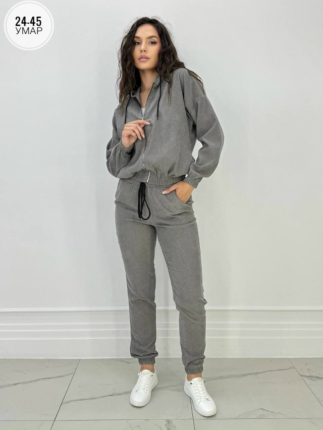 Спортивный костюм 23022678