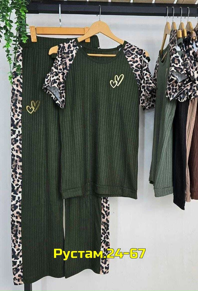 Спортивный костюм 23023326