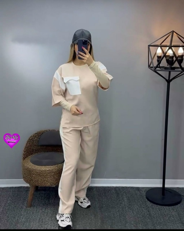 Костюм 23023109