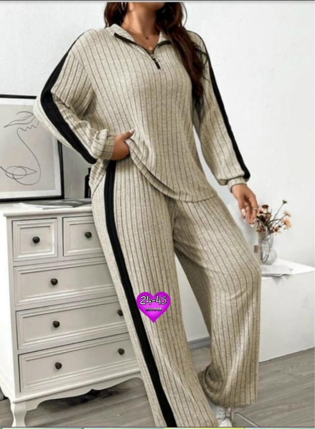 Костюм 23023112