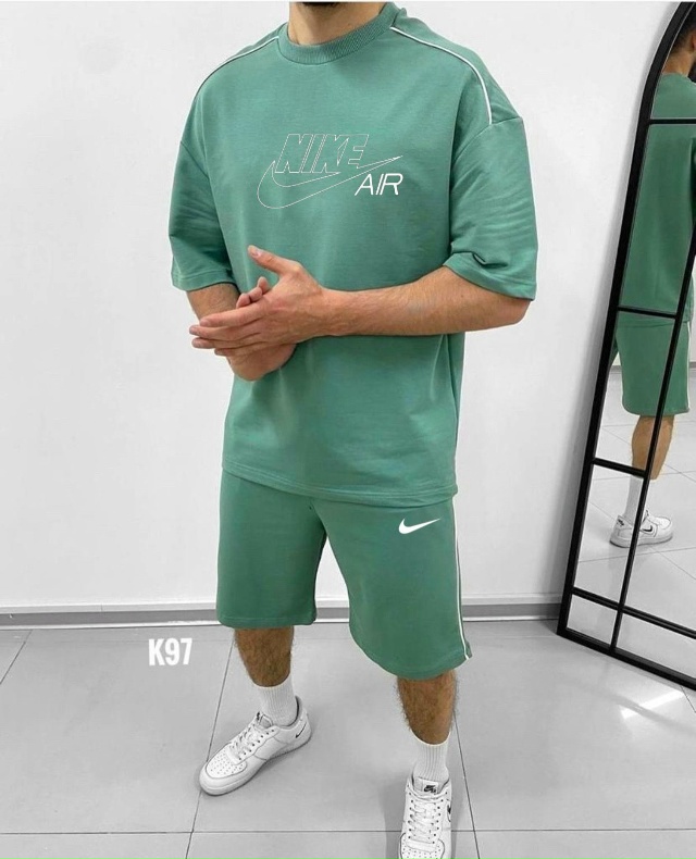 Спортивный костюм 23023942