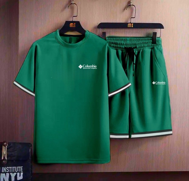 Спортивный костюм 23023794