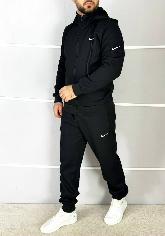 Спортивный костюм 23025502