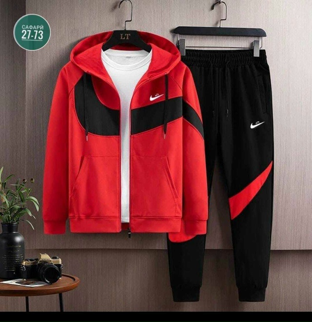 Спортивный костюм 23026608