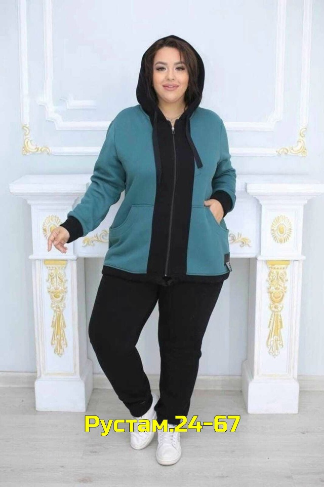 Спортивный костюм 23027658