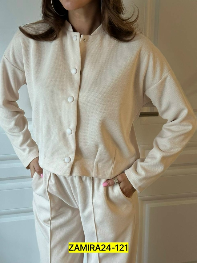 Спортивный костюм 23027183