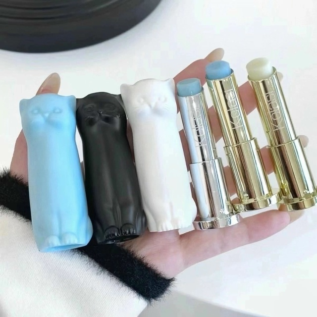 Бальзам для губ 23028954