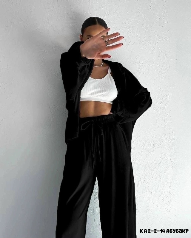 Спортивный костюм 23028374