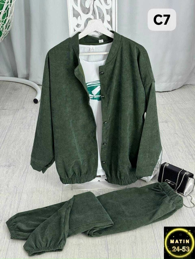 Спортивный костюм 23029159