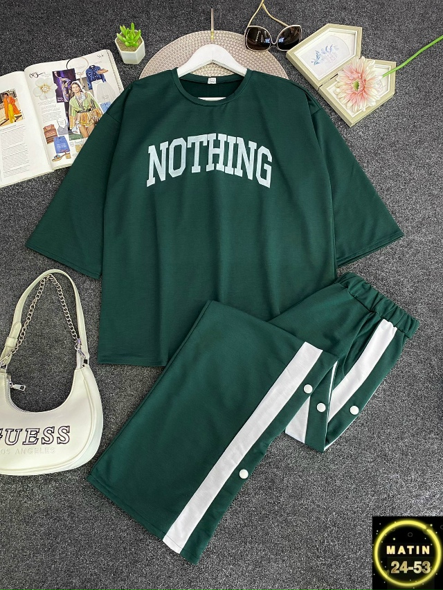 Спортивный костюм 23032997