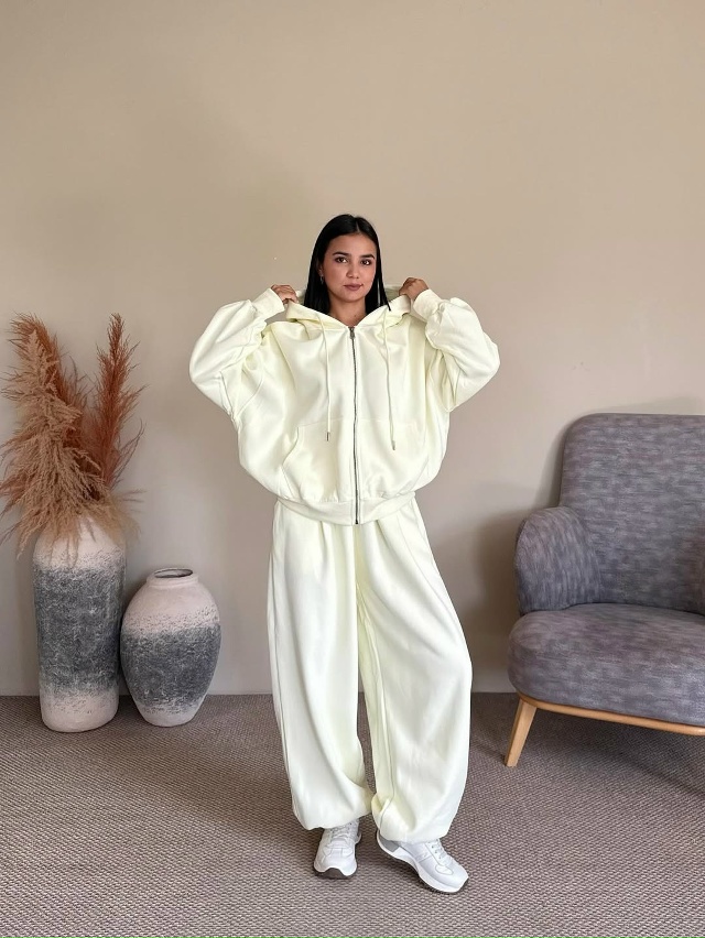 Костюм 23032767