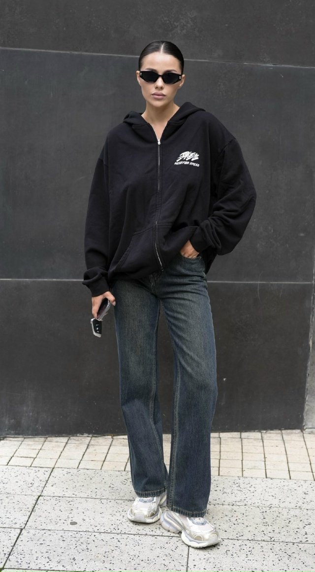 Джинсы 23035473