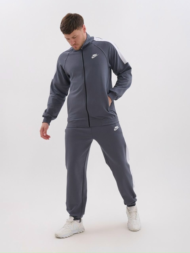 Спортивный костюм 23036673