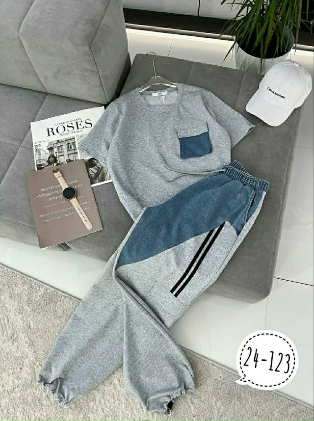 Костюм 23036499