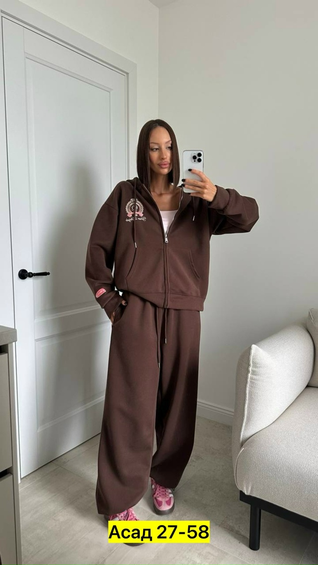 Спортивный костюм 23036566